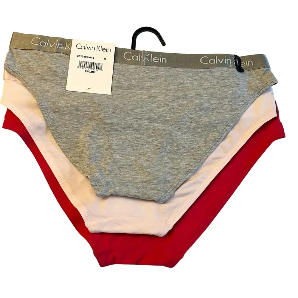 Calvin Klein 3 Pack Underwear Size Medium NWT